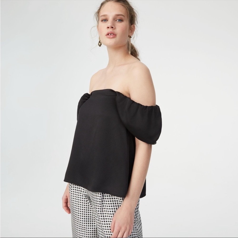 Club Monaco Malaina Black Satin Puff Sleeve Top